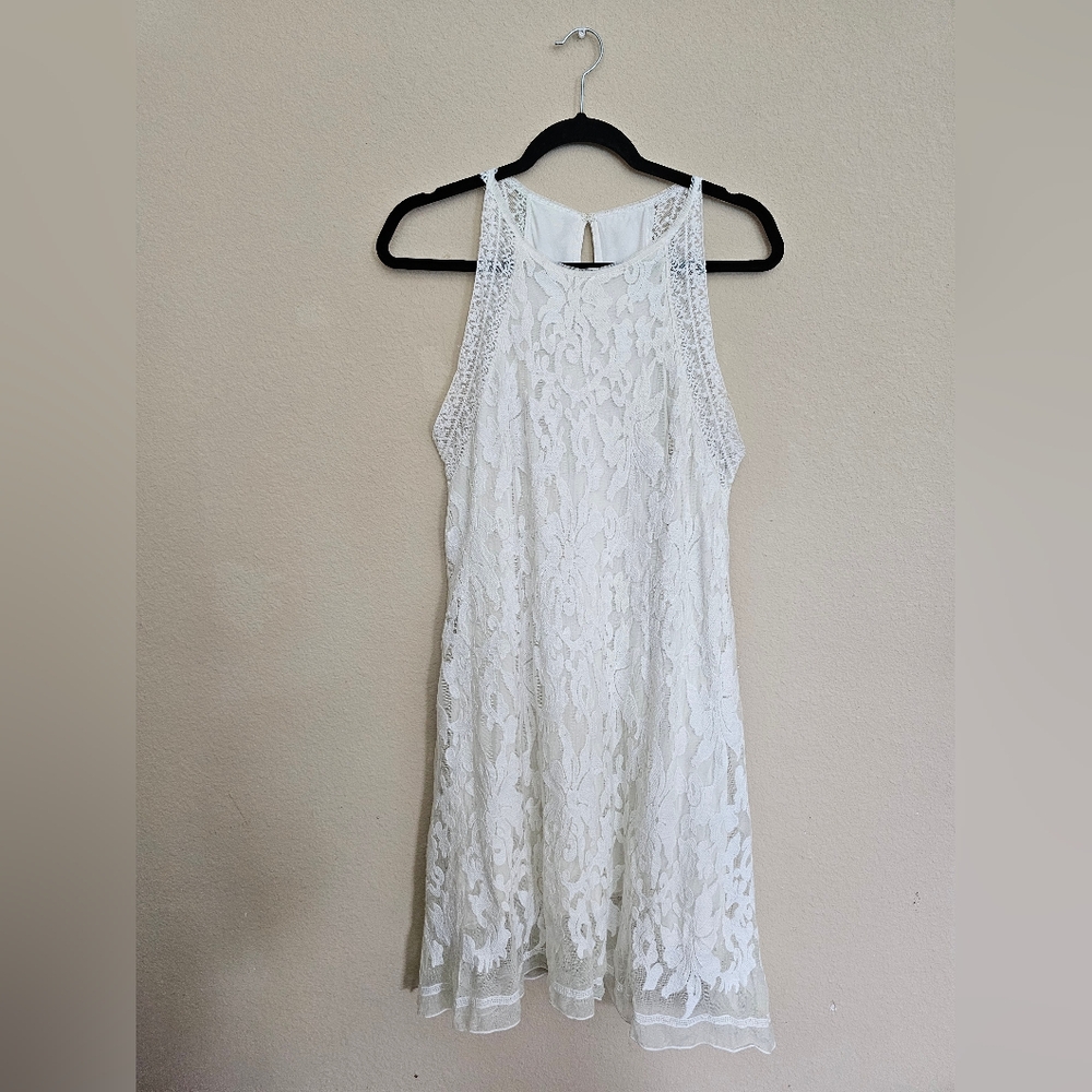 Chelsea & Violet White Lace Detail
